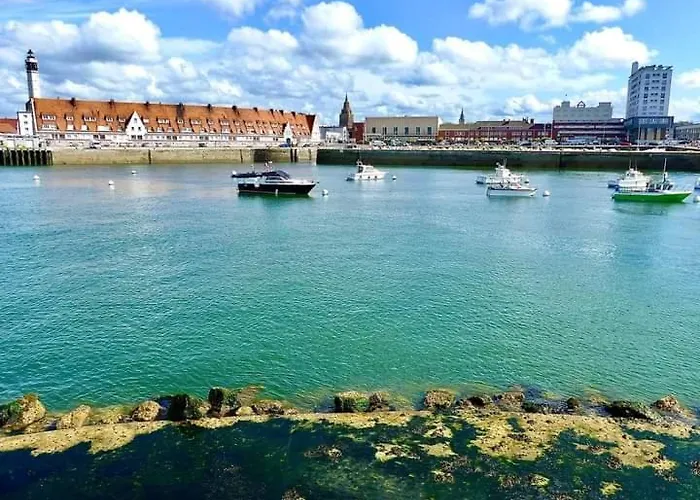 L'escale Du Desir, Privatif *